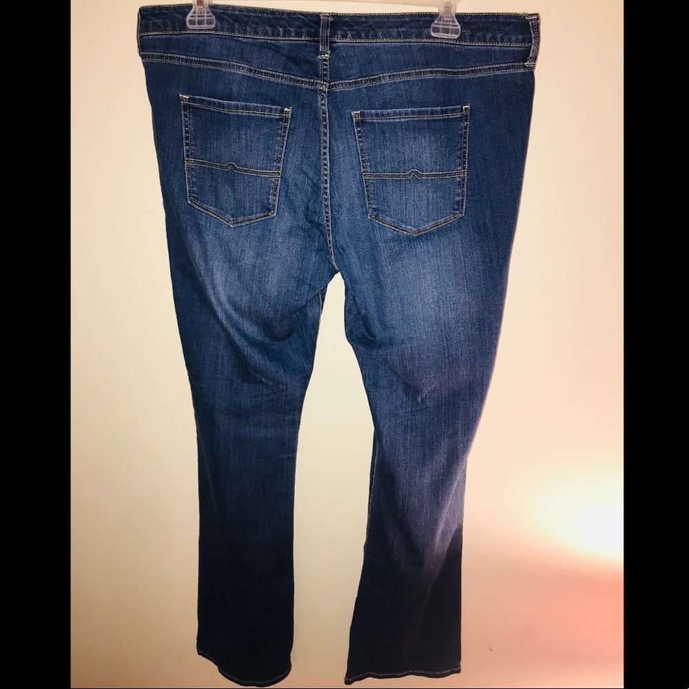 Jeans - Picture 2 of 5